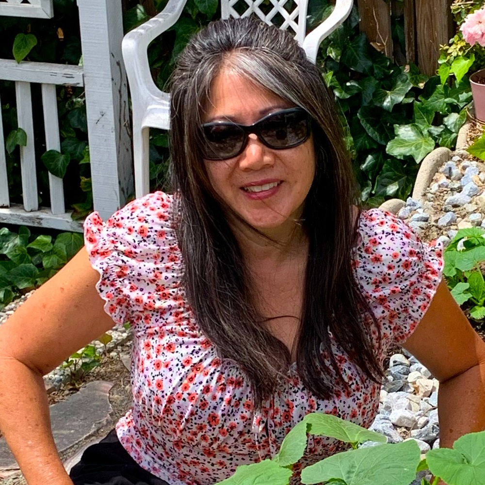 Meet your Posher, Roxanne